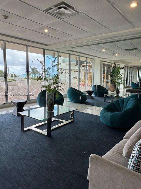 Small Image of 5701 COLLINS AVE #709, Miami Beach Number 10