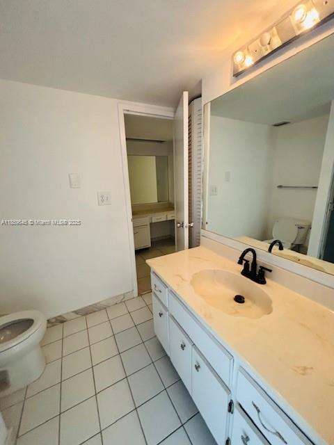 Small Image of 5701 COLLINS AVE #709, Miami Beach Number 3