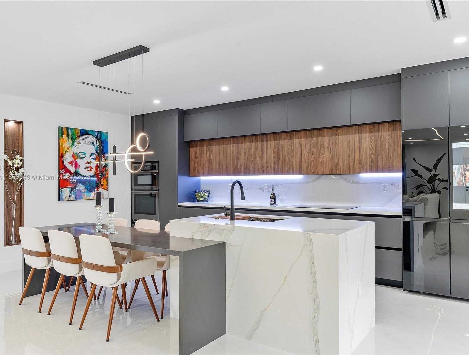 Small Image of 420 NORTH SHORE DR, Miami Beach Number 29