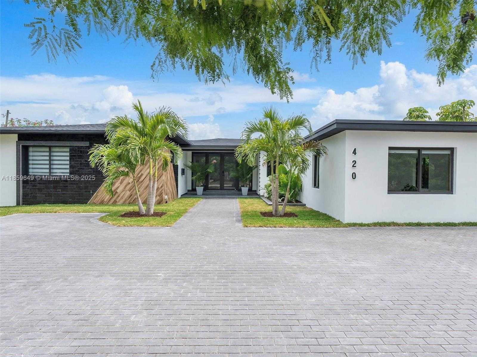 Small Image of 420 NORTH SHORE DR, Miami Beach Number 5