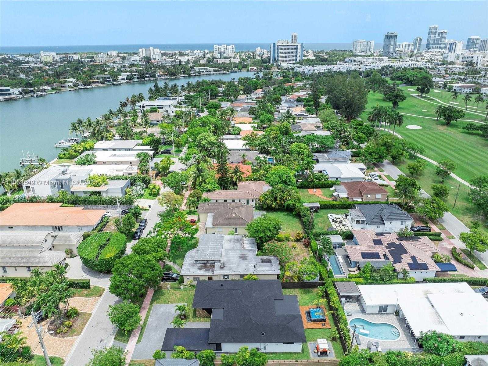 Small Image of 420 NORTH SHORE DR, Miami Beach Number 74