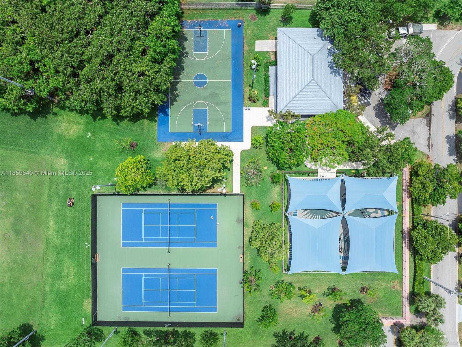 Small Image of 420 NORTH SHORE DR, Miami Beach Number 79