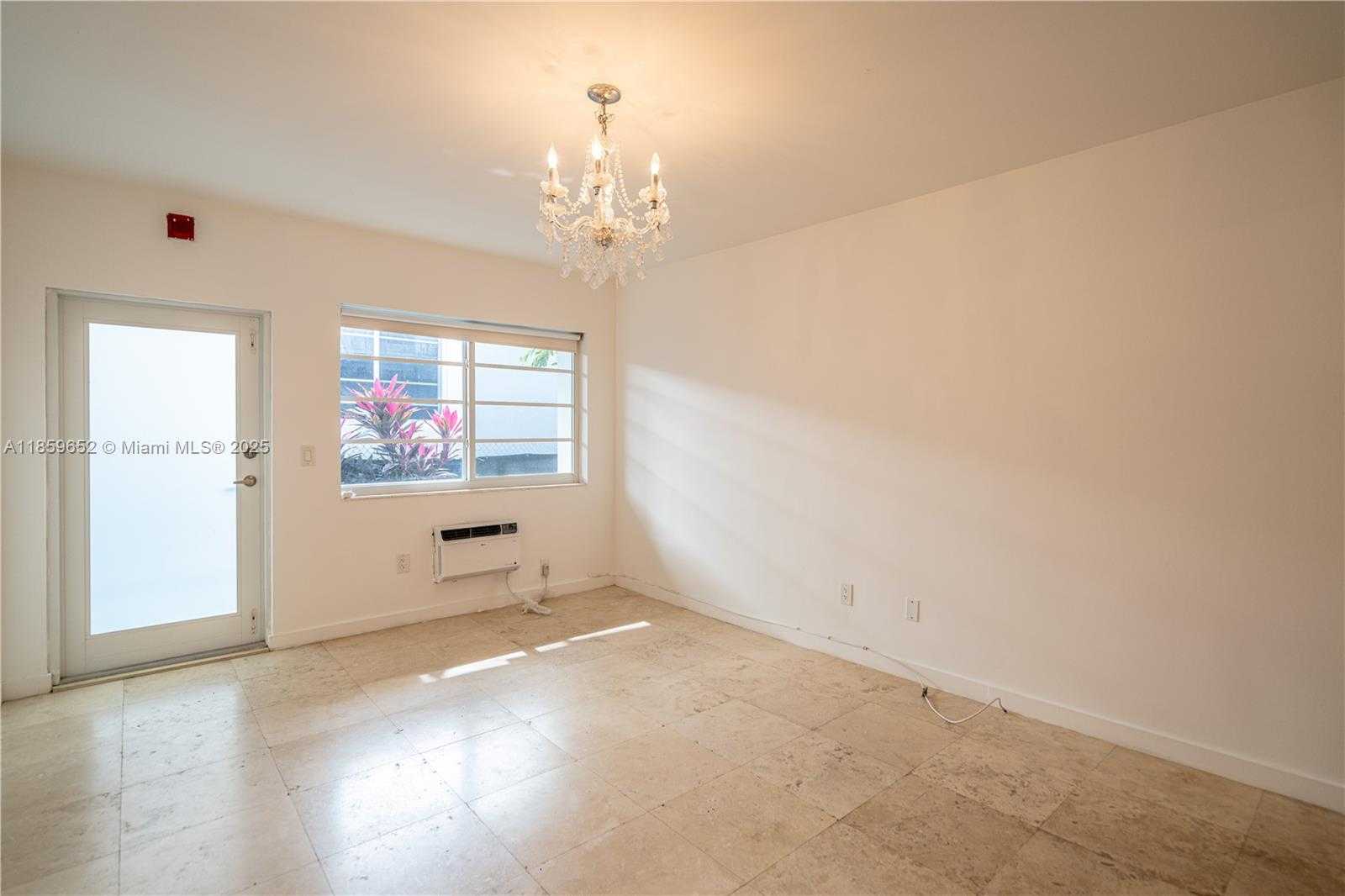 Small Image of 1120 EUCLID AVE #2, Miami Beach Number 2