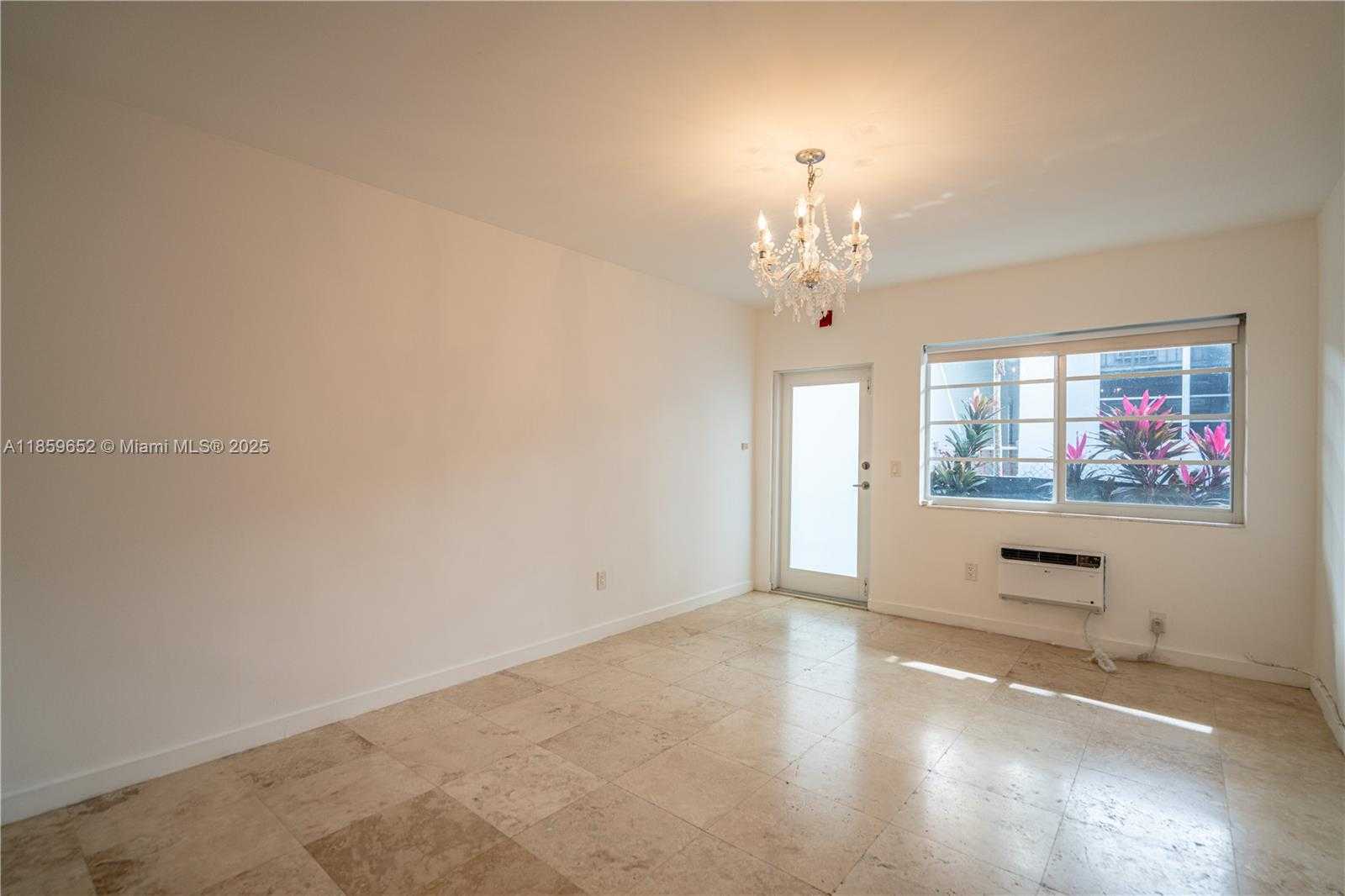 Small Image of 1120 EUCLID AVE #2, Miami Beach Number 3
