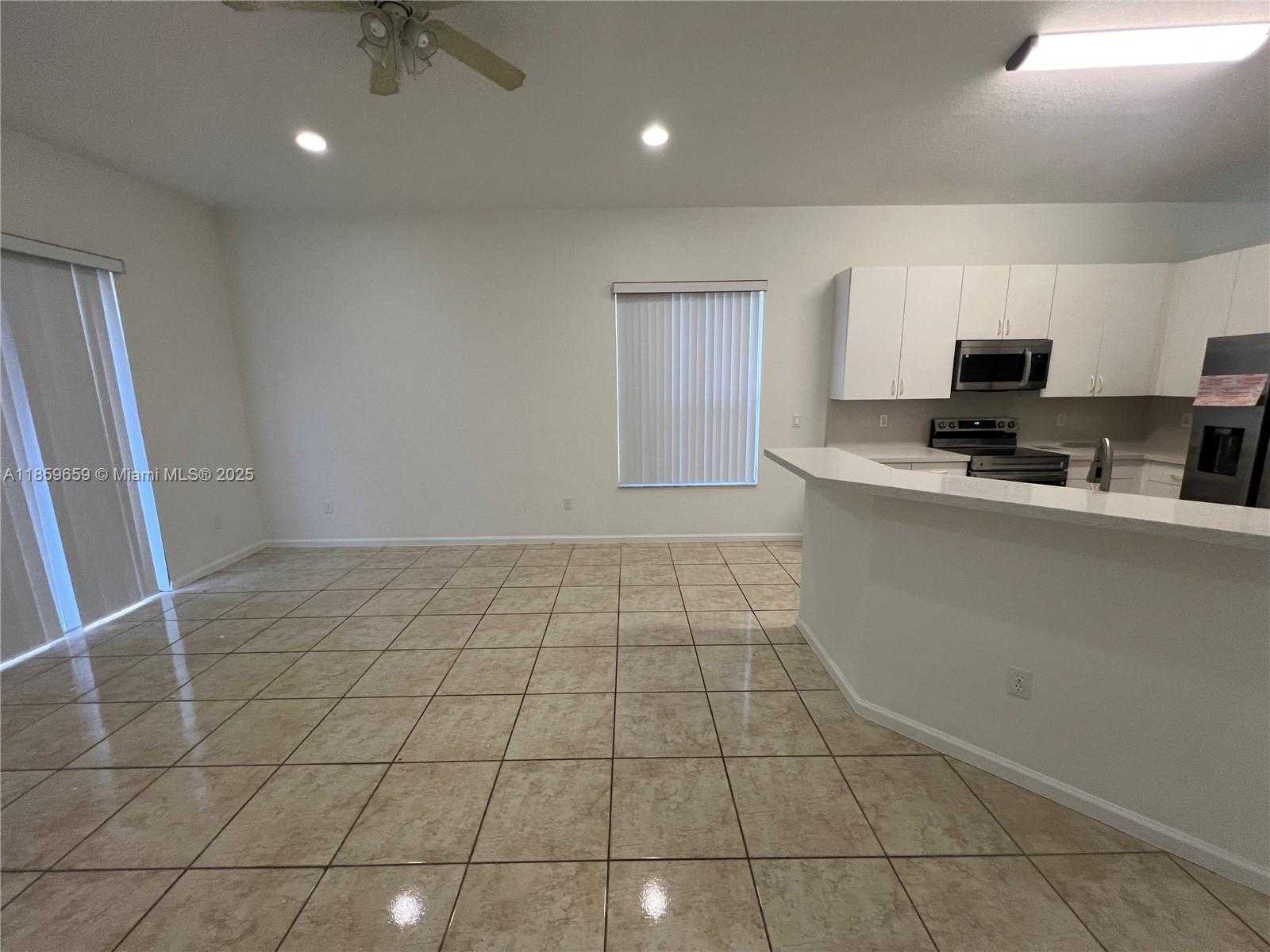 Small Image of 2217 NORTH EAST 41ST AVE #-, Homestead Number 18