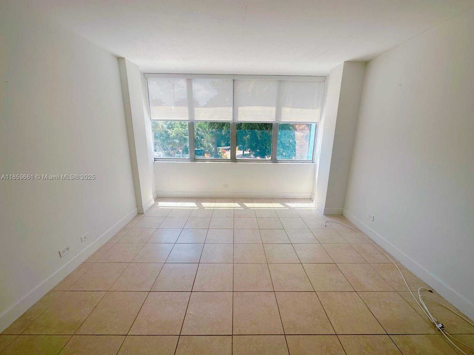 Small Image of 7441 WAYNE AVE #2M, Miami Beach Number 6