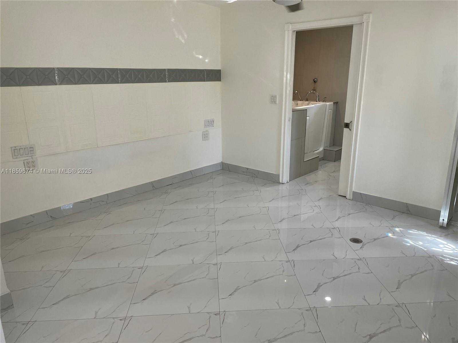Small Image of 638 SOUTH WEST 10TH ST, Hallandale Beach Number 11
