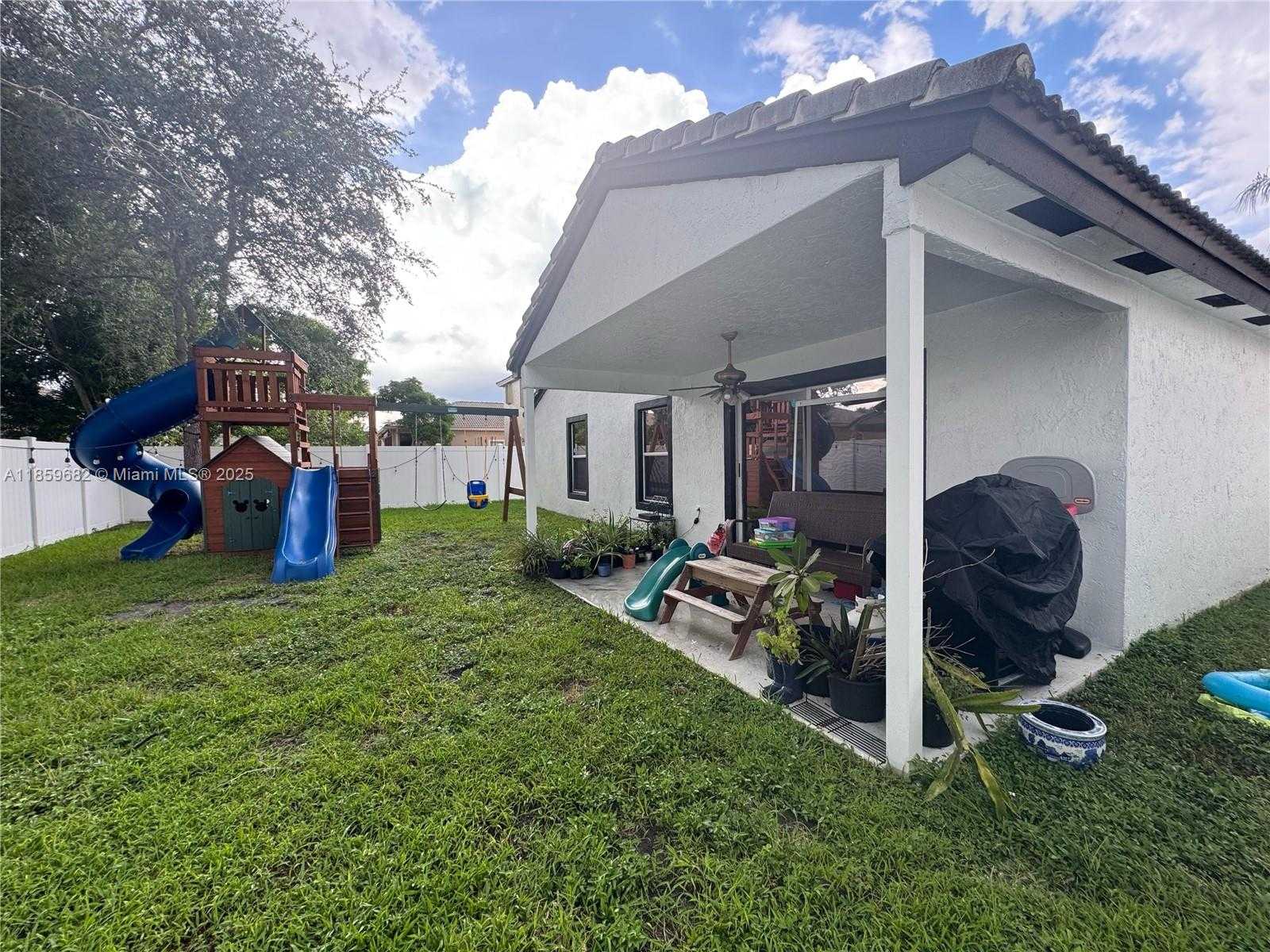 Small Image of 1642 NORTH WEST 143RD WAY, Pembroke Pines Number 20