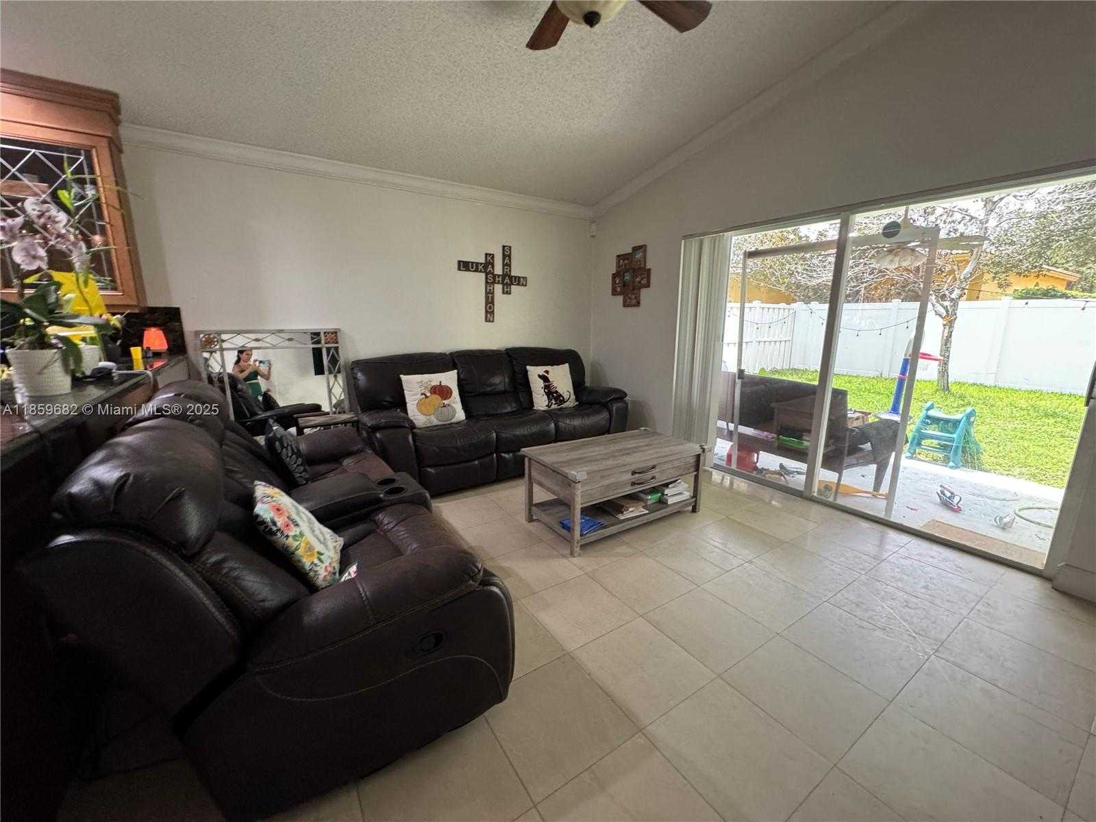 Small Image of 1642 NORTH WEST 143RD WAY, Pembroke Pines Number 5