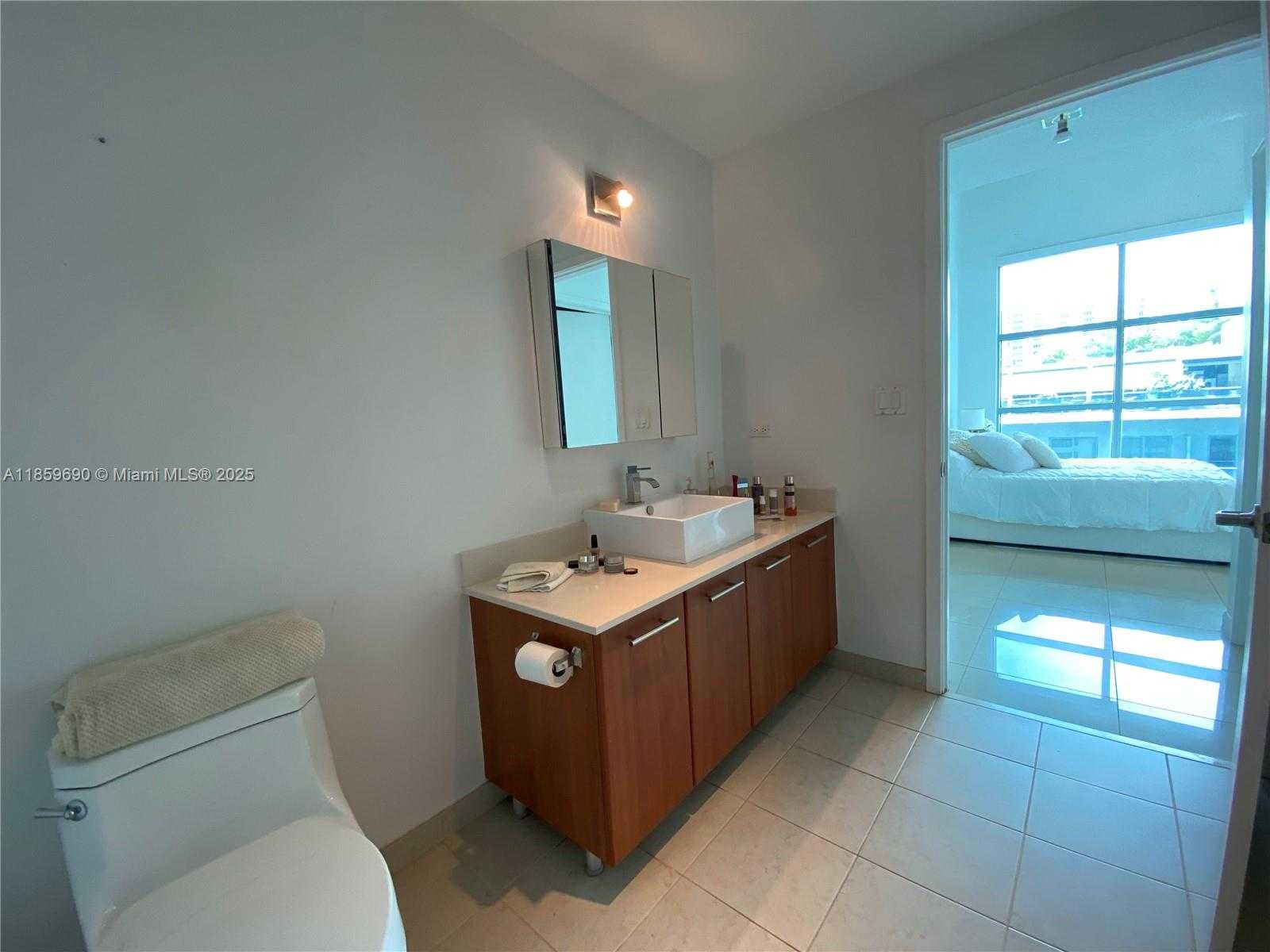 Small Image of 3301 NORTH EAST 1ST AVE #M0706, Miami Number 14
