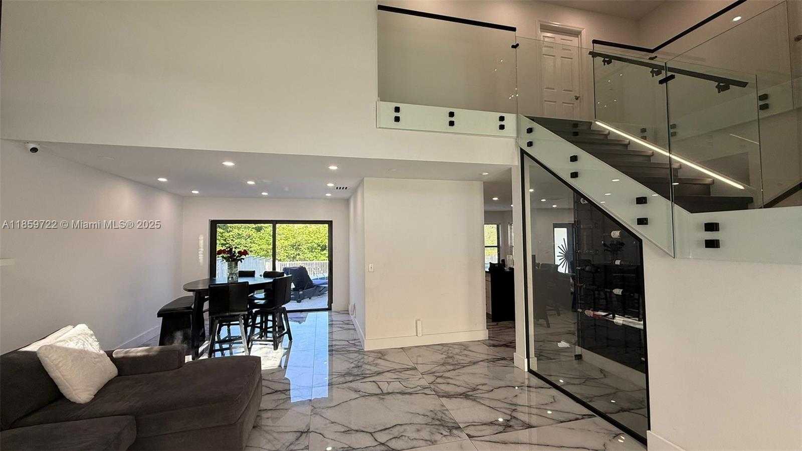 Small Image of 1211 SOUTH WEST 178TH WAY #1211, Pembroke Pines Number 10