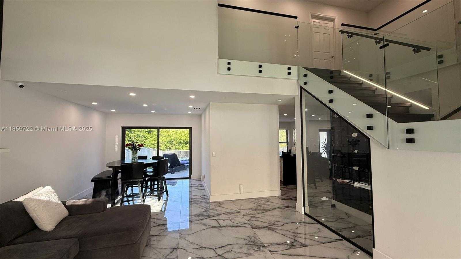 Small Image of 1211 SOUTH WEST 178TH WAY #1211, Pembroke Pines Number 12