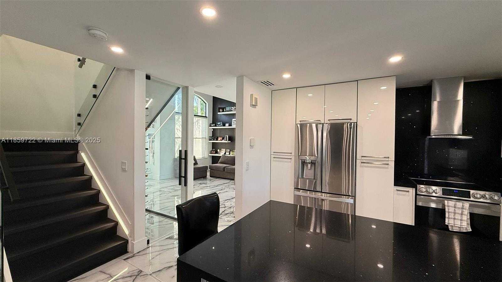 Small Image of 1211 SOUTH WEST 178TH WAY #1211, Pembroke Pines Number 20