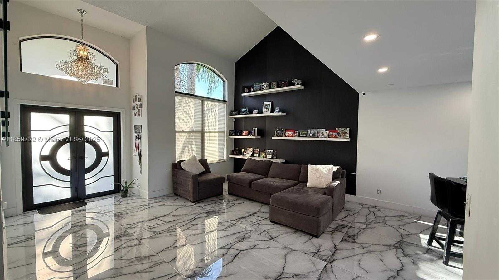 Small Image of 1211 SOUTH WEST 178TH WAY #1211, Pembroke Pines Number 6