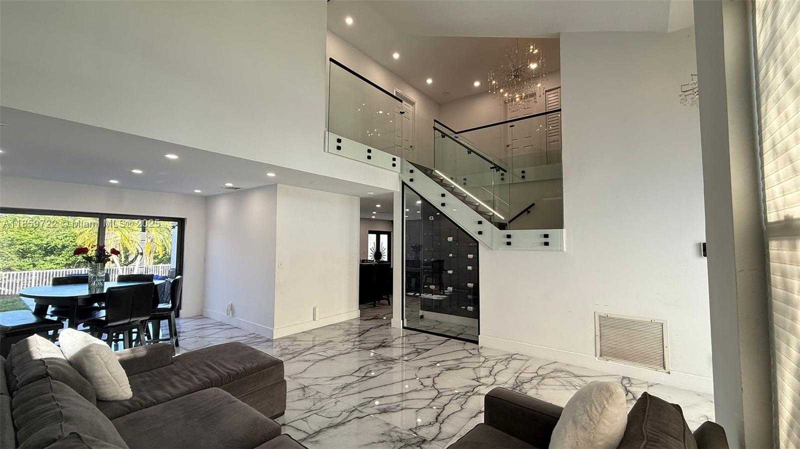 Small Image of 1211 SOUTH WEST 178TH WAY #1211, Pembroke Pines Number 9