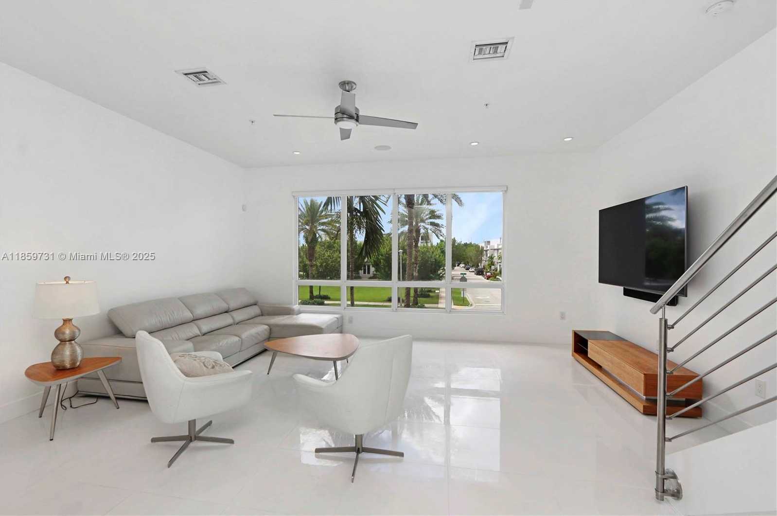 Small Image of 10541 NORTH WEST 66TH ST #10541, Doral Number 10