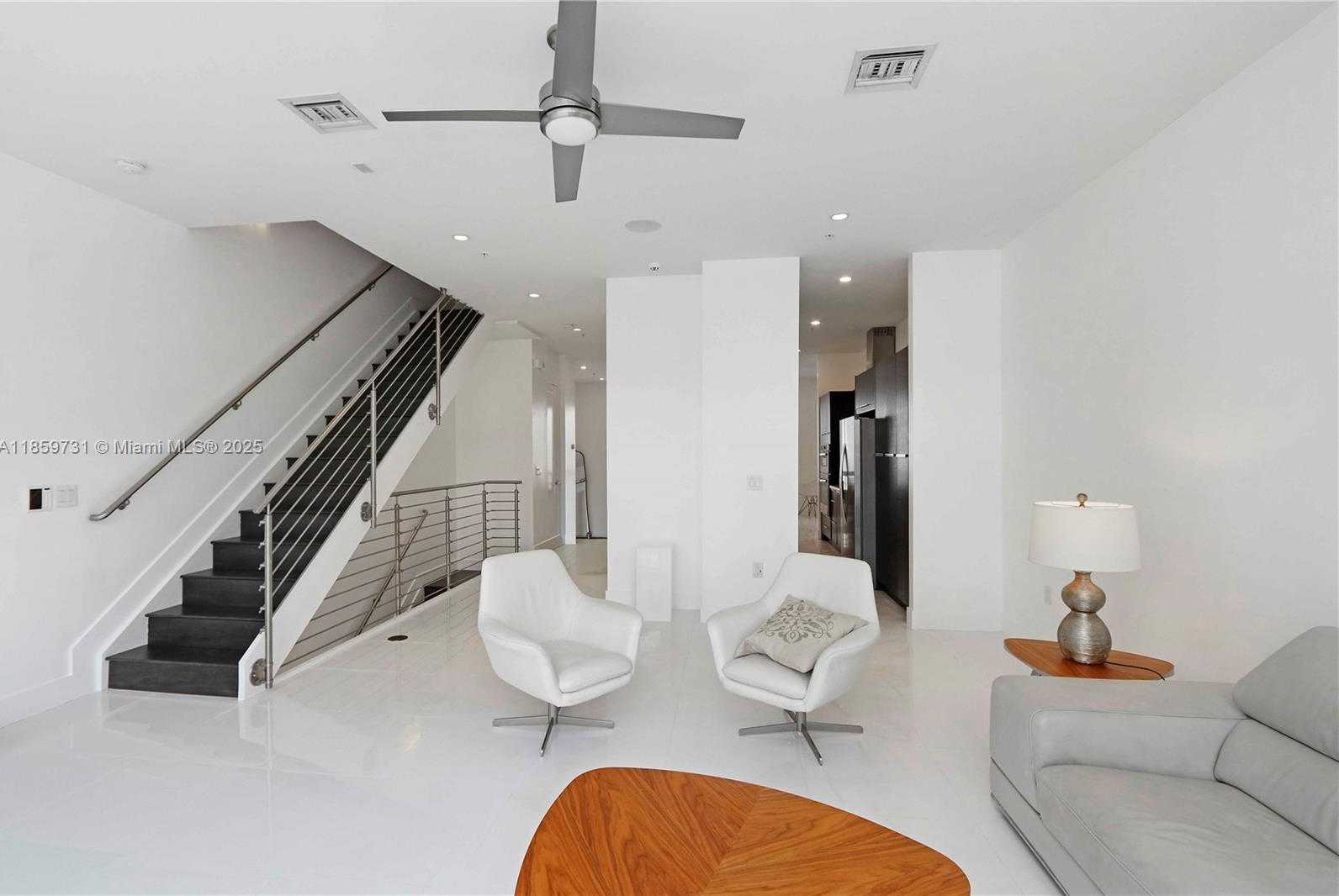 Small Image of 10541 NORTH WEST 66TH ST #10541, Doral Number 11