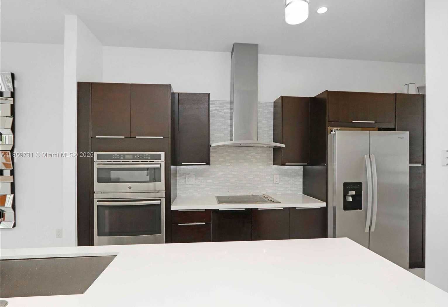 Small Image of 10541 NORTH WEST 66TH ST #10541, Doral Number 17