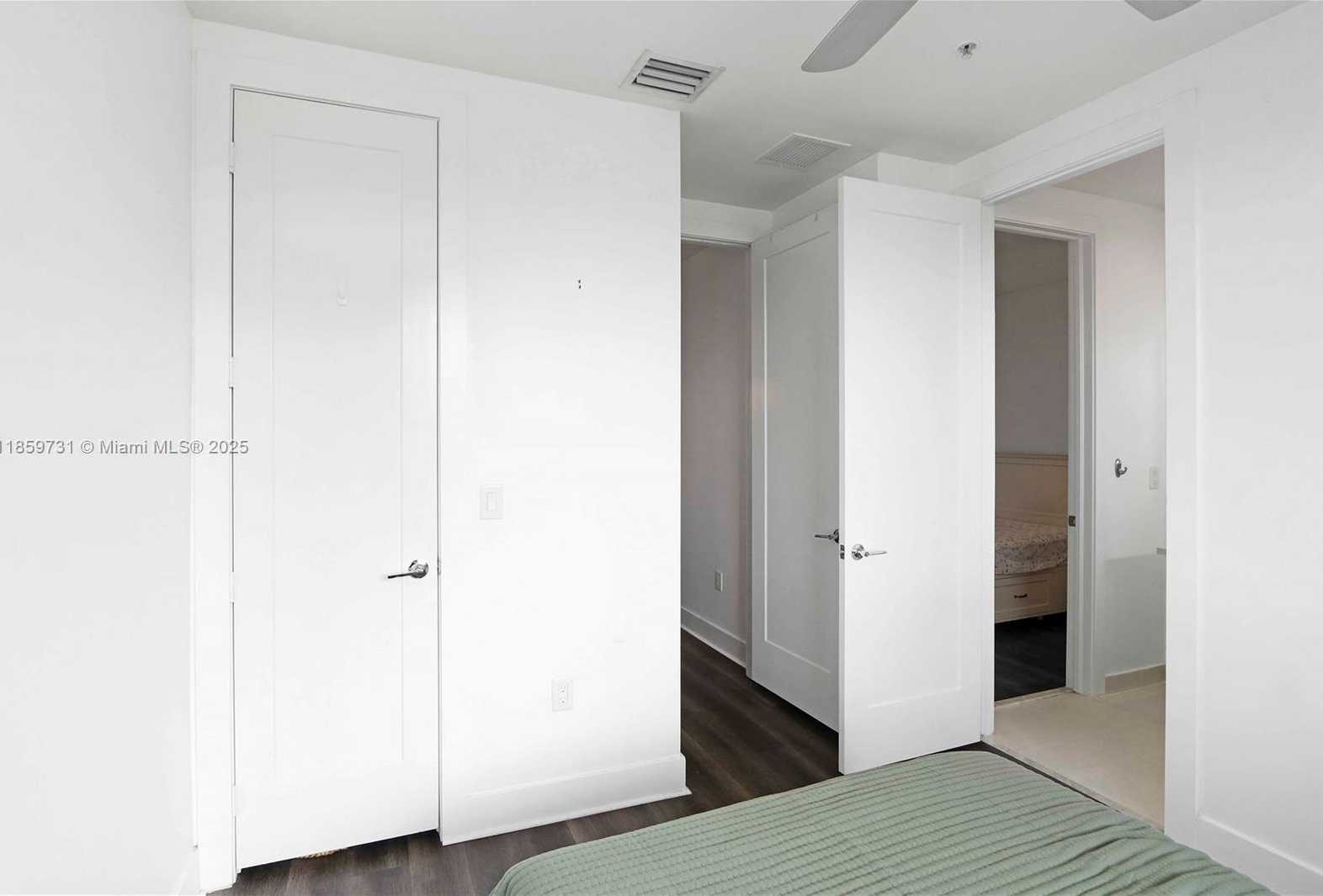 Small Image of 10541 NORTH WEST 66TH ST #10541, Doral Number 25