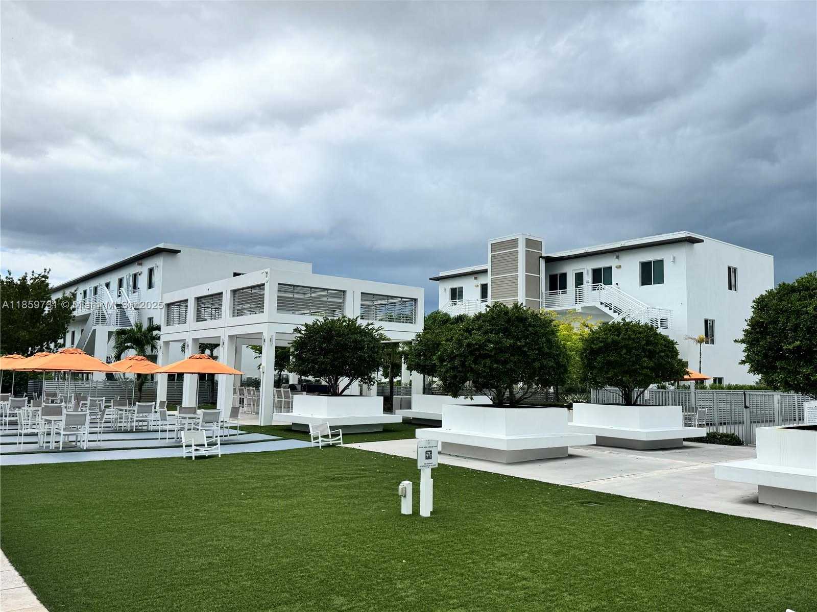Small Image of 10541 NORTH WEST 66TH ST #10541, Doral Number 39