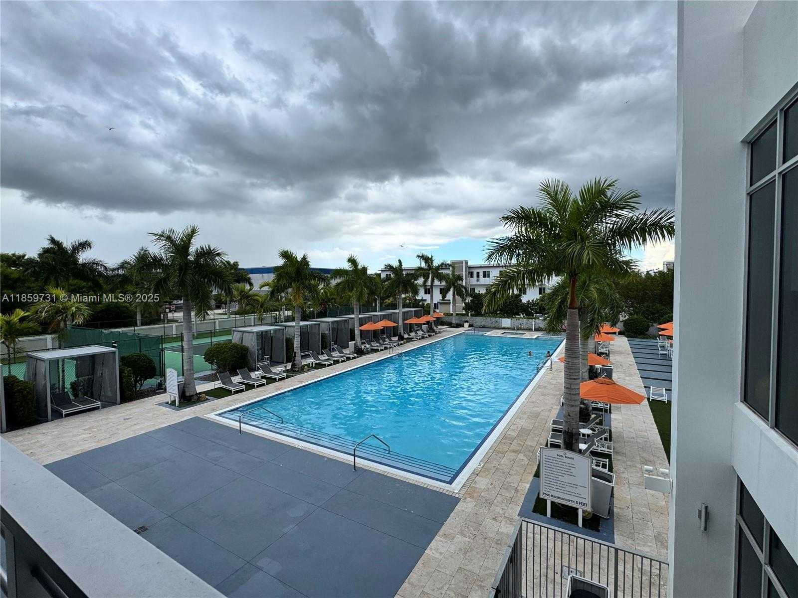 Small Image of 10541 NORTH WEST 66TH ST #10541, Doral Number 45