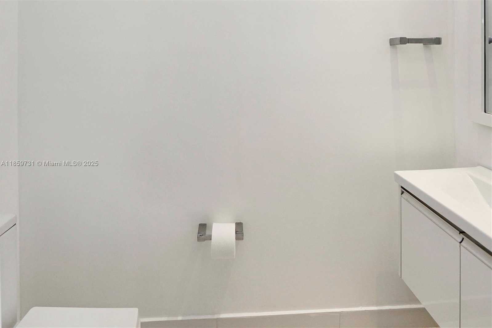 Small Image of 10541 NORTH WEST 66TH ST #10541, Doral Number 8