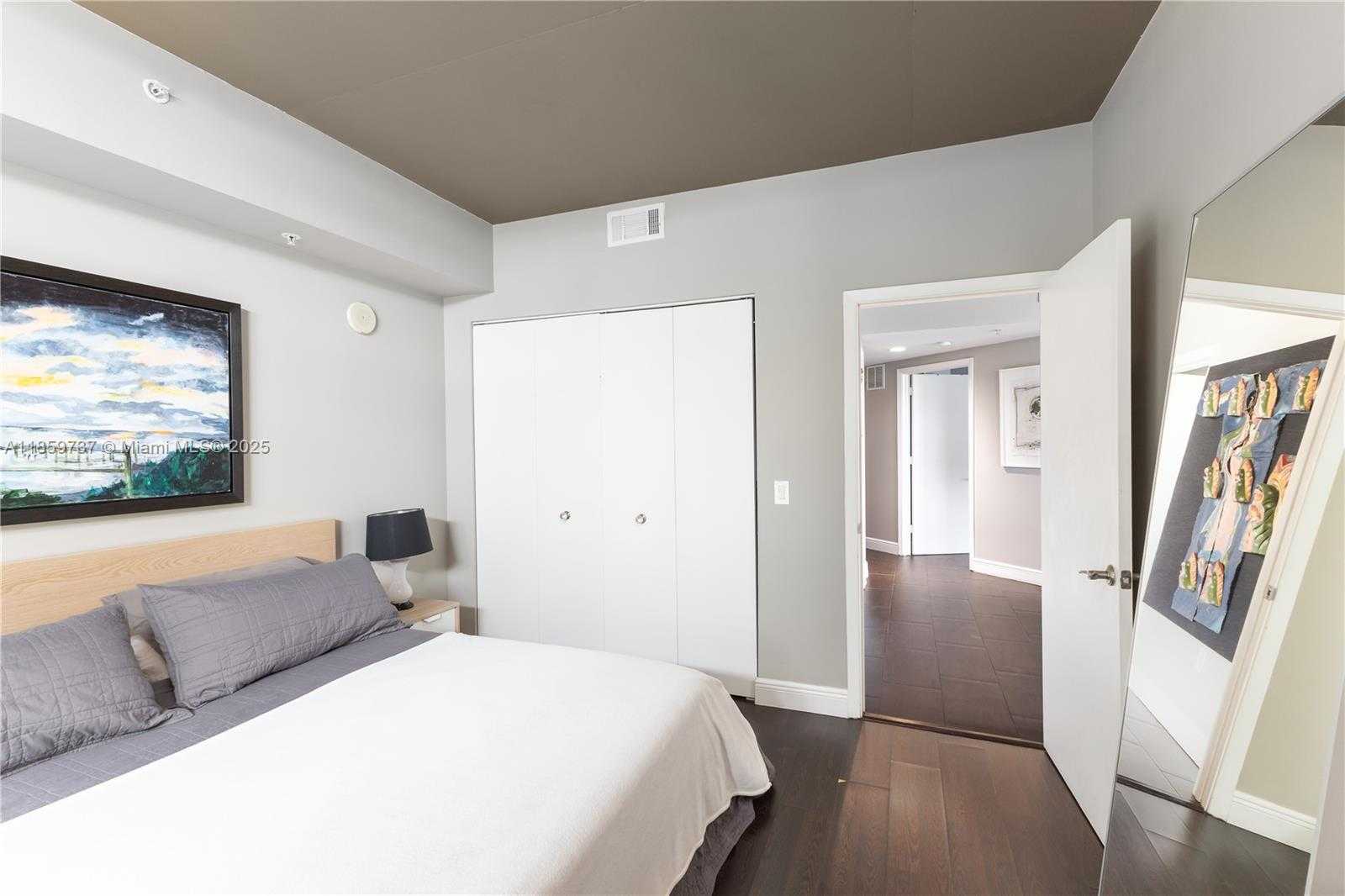 Small Image of 3180 SOUTH WEST 22ND ST #501, Miami Number 12