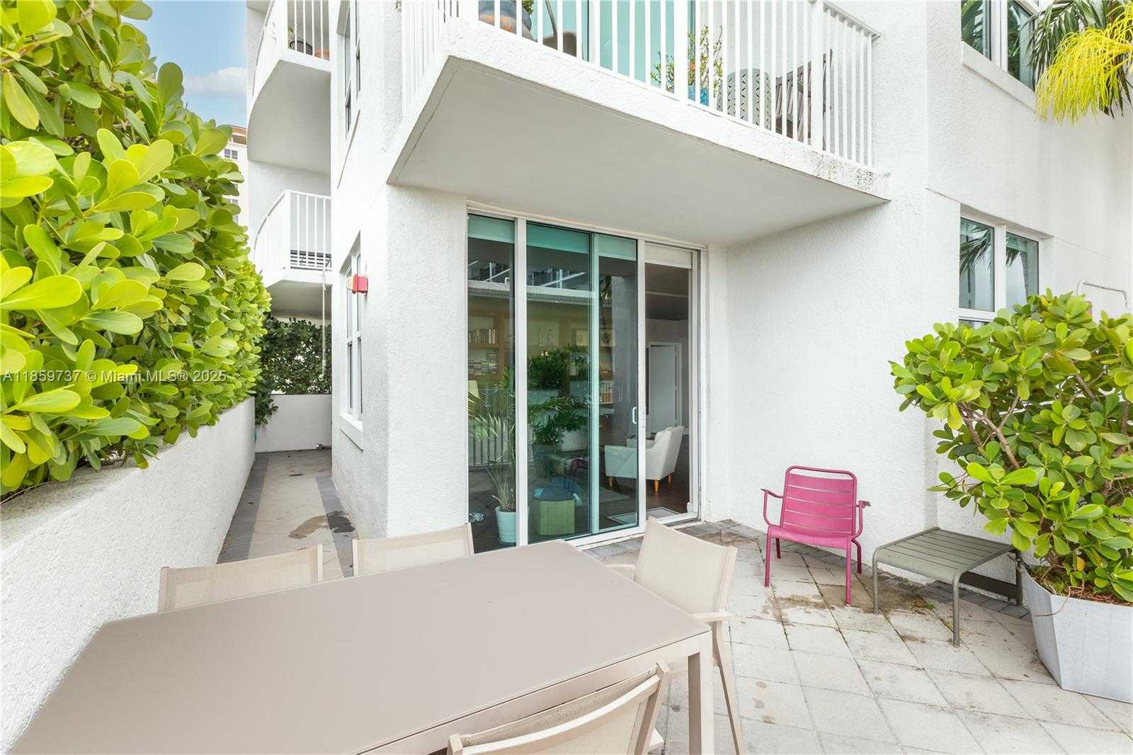 Small Image of 3180 SOUTH WEST 22ND ST #501, Miami Number 2