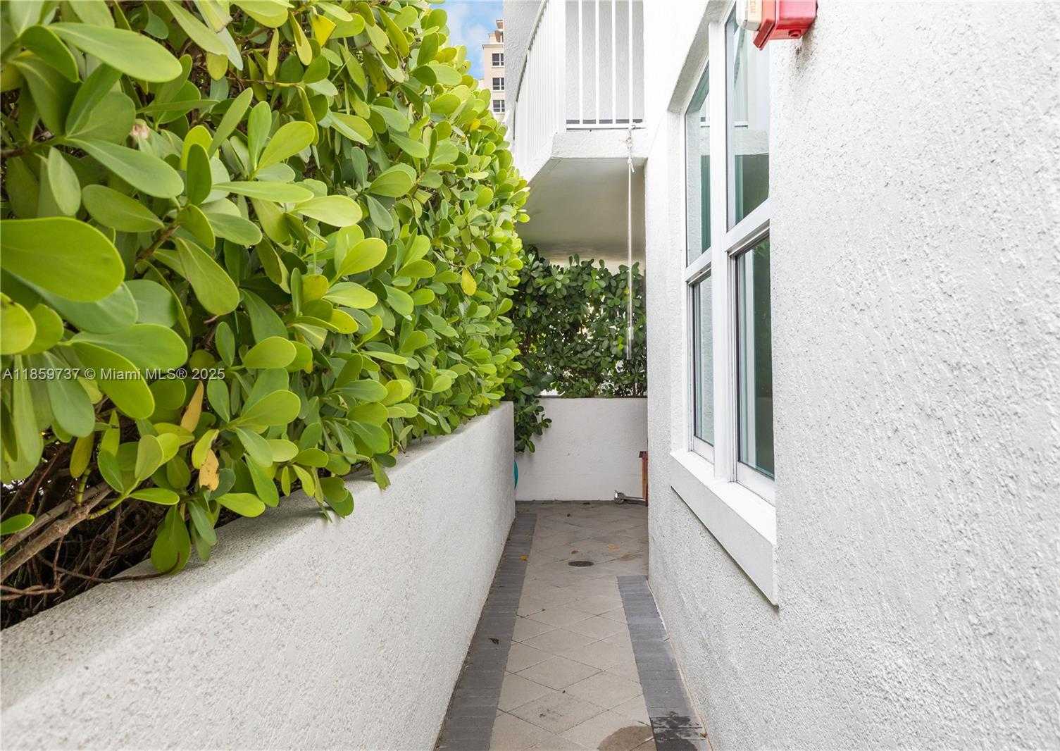 Small Image of 3180 SOUTH WEST 22ND ST #501, Miami Number 22