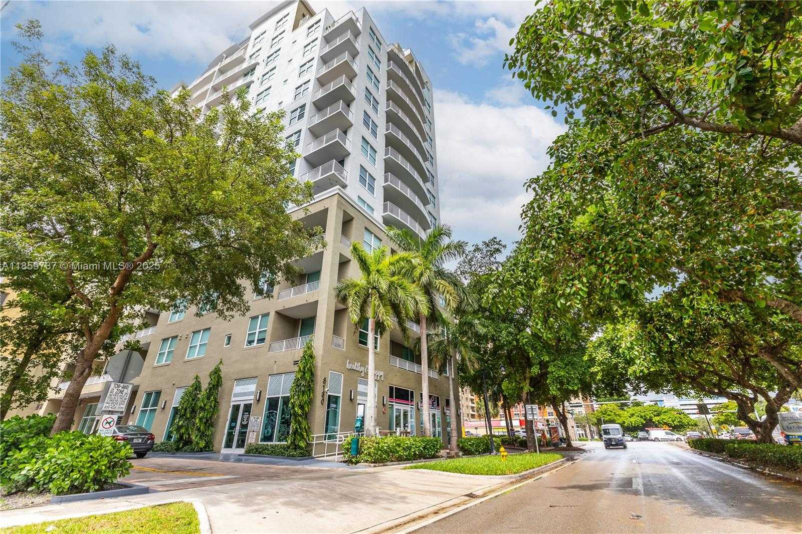 Small Image of 3180 SOUTH WEST 22ND ST #501, Miami Number 37