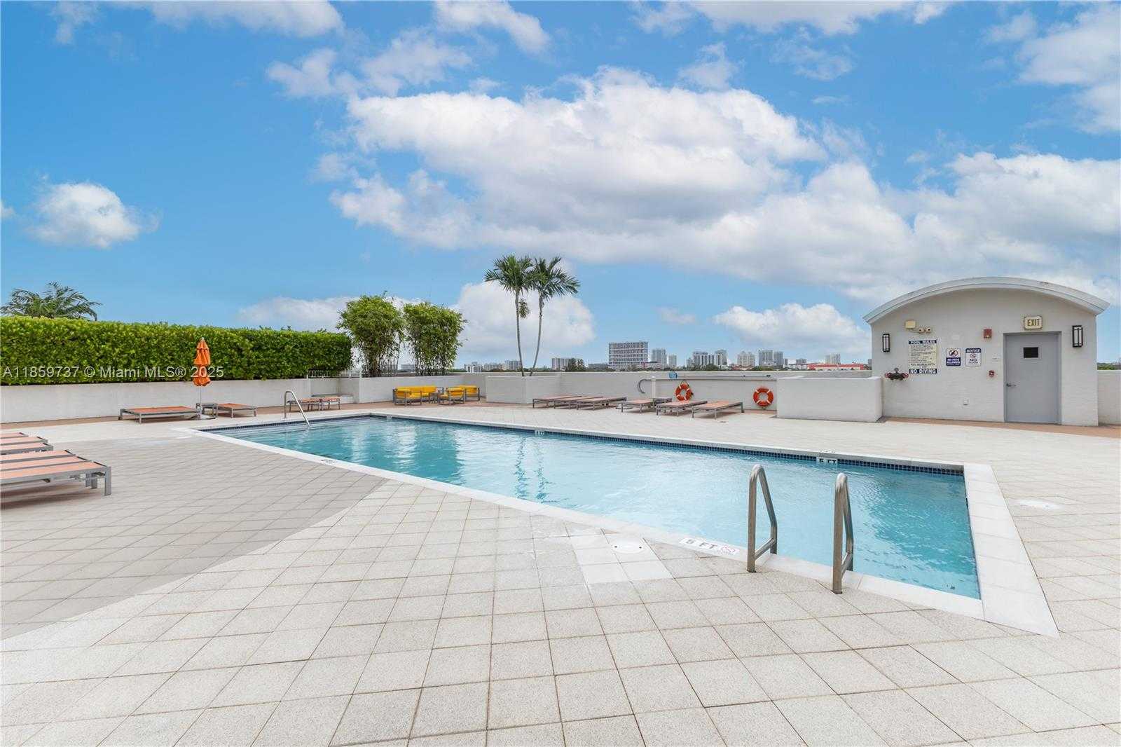 Small Image of 3180 SOUTH WEST 22ND ST #501, Miami Number 4
