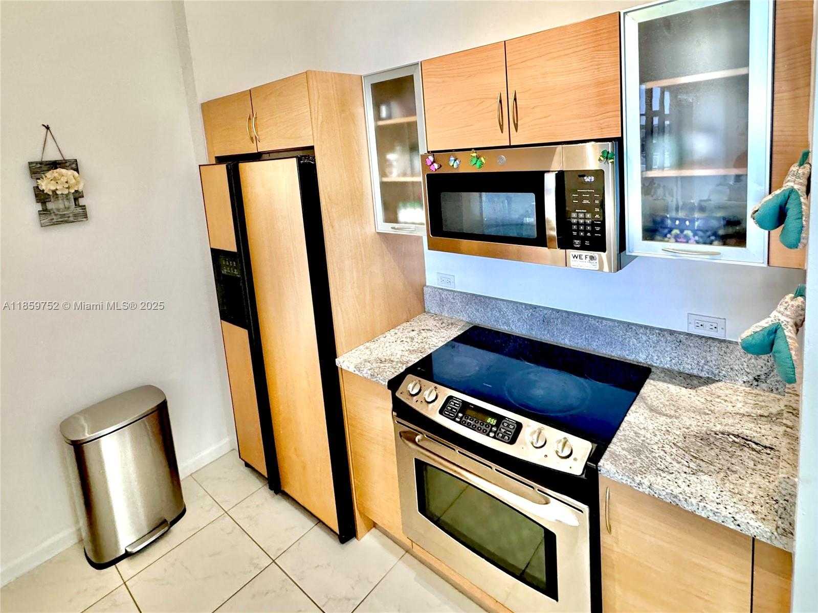 Small Image of 2775 NORTH EAST 187TH ST #PH13, Aventura Number 15