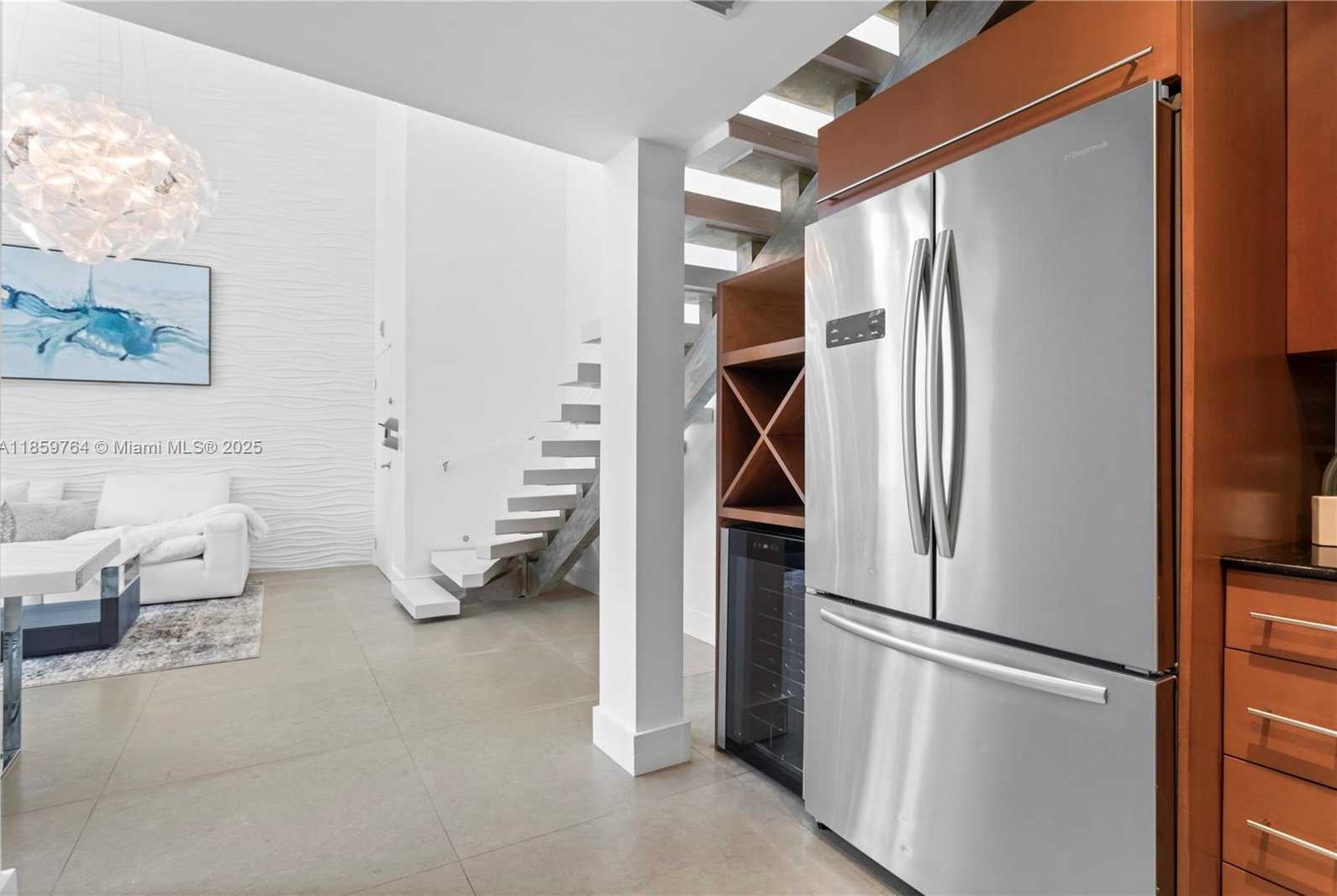 Small Image of 1428 WEST AVE #203, Miami Beach Number 10