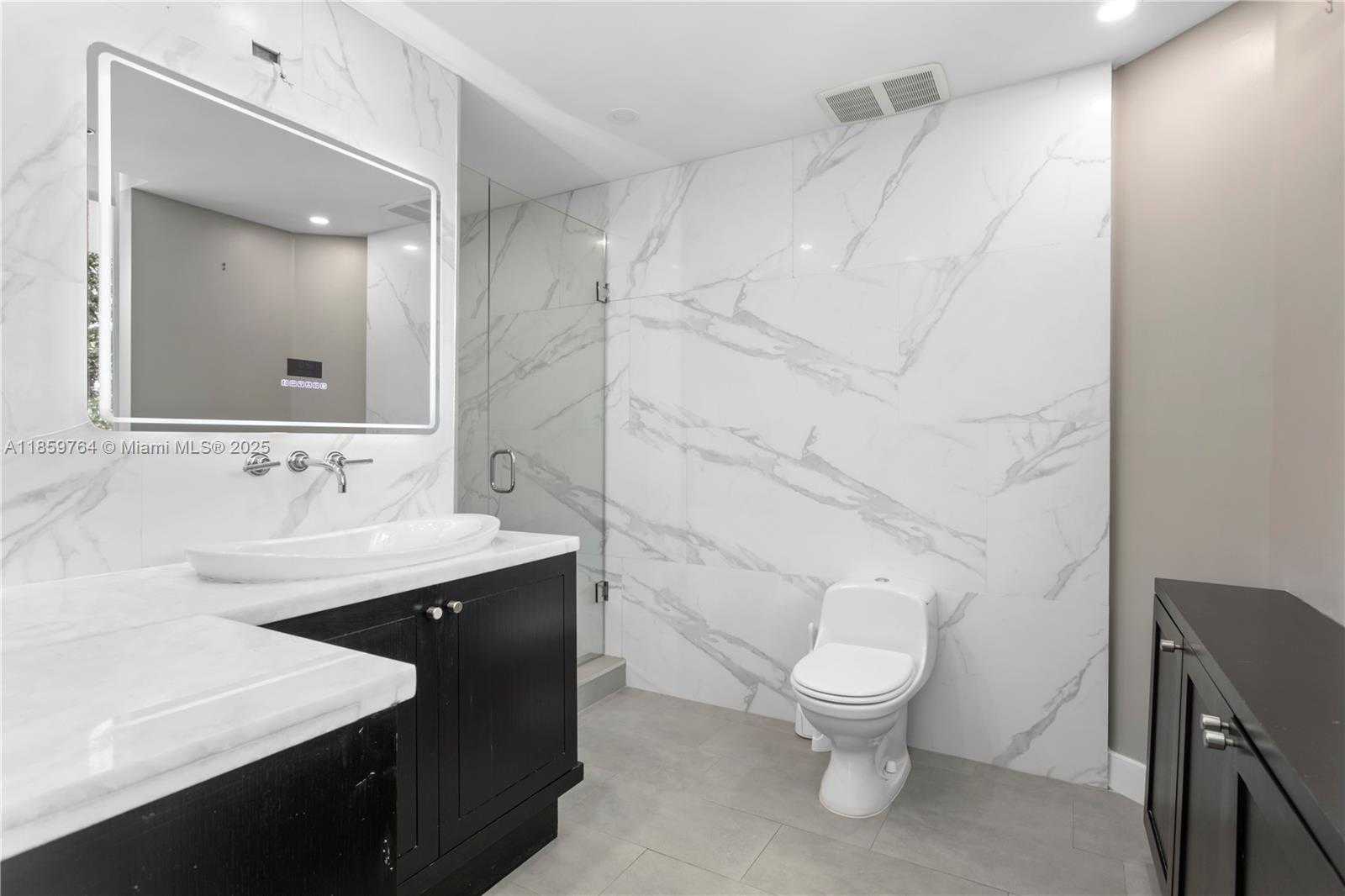 Small Image of 1428 WEST AVE #203, Miami Beach Number 22