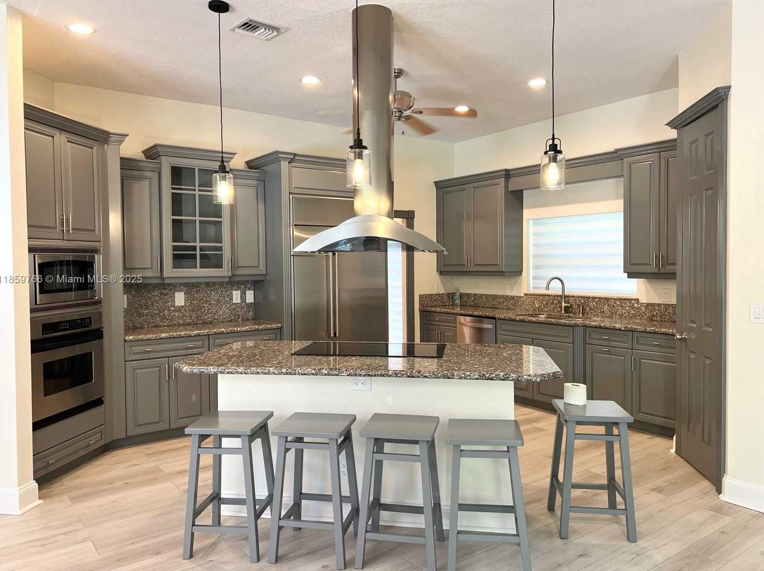Small Image of 8160 NORTH WEST 47TH DR, Coral Springs Number 2
