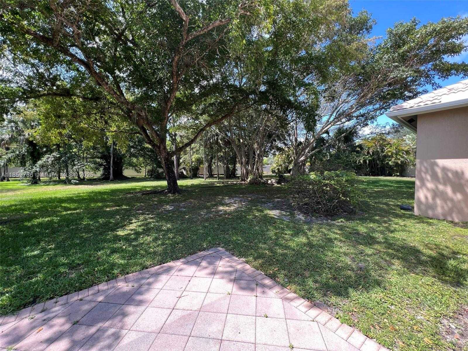 Small Image of 8160 NORTH WEST 47TH DR, Coral Springs Number 31