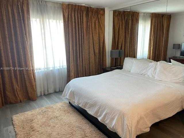 Small Image of 6345 COLLINS AVE #437, Miami Beach Number 11