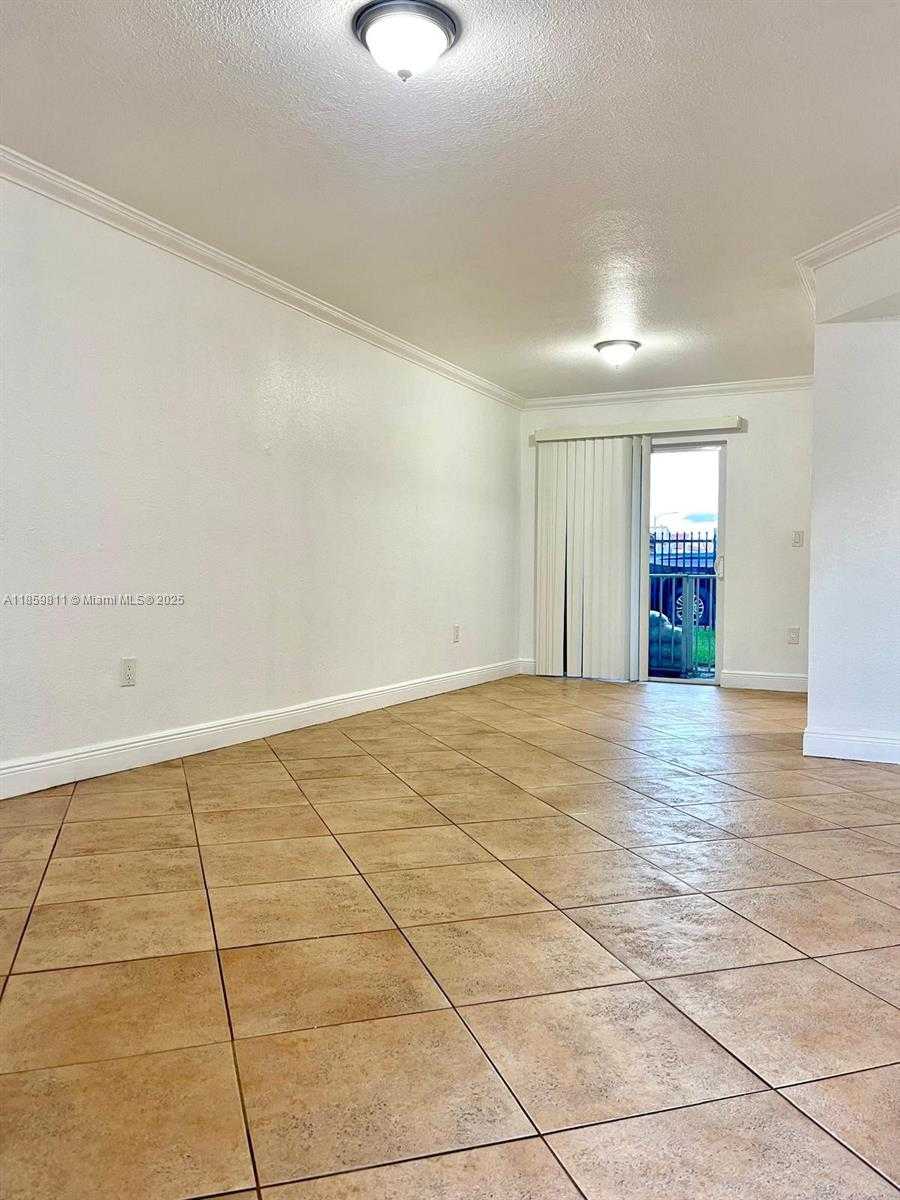 Small Image of 3021 WEST 76TH ST #C-101, Hialeah Number 4