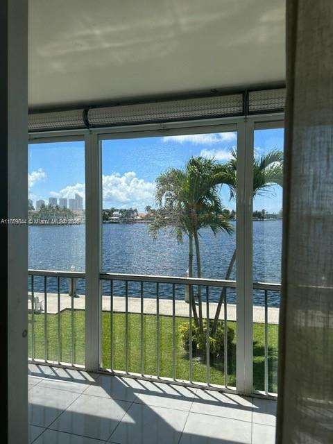 Small Image of 3010 MARCOS DR #R203, Aventura Number 11