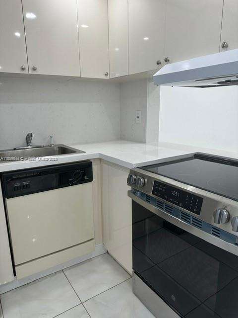 Small Image of 3010 MARCOS DR #R203, Aventura Number 4