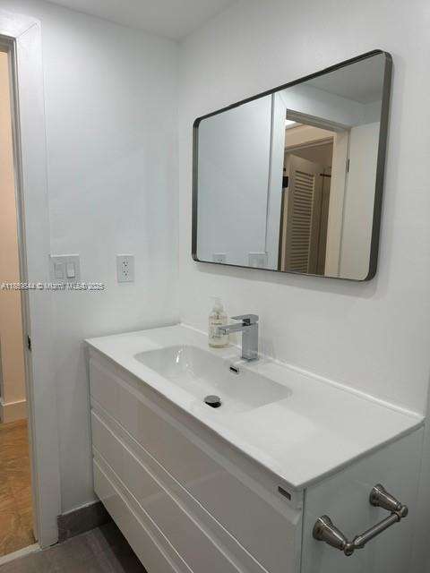 Small Image of 3010 MARCOS DR #R203, Aventura Number 7