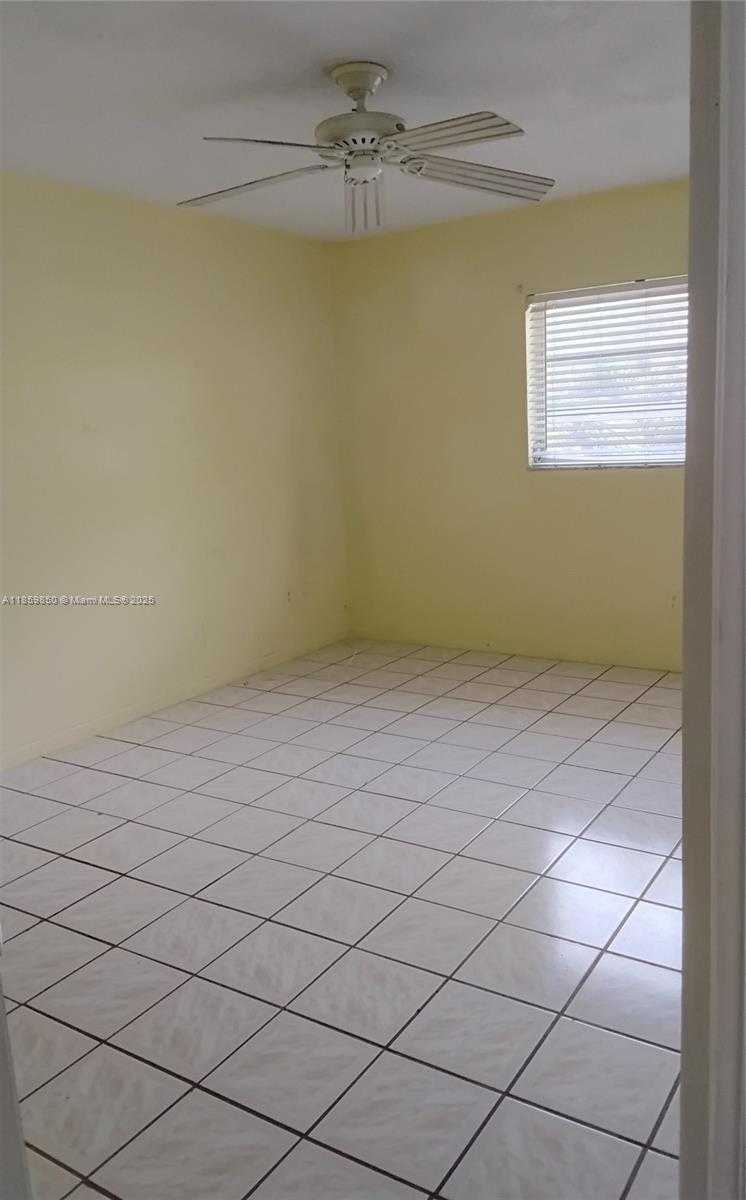 Small Image of 1826 CLEVELAND ST #8, Hollywood Number 6