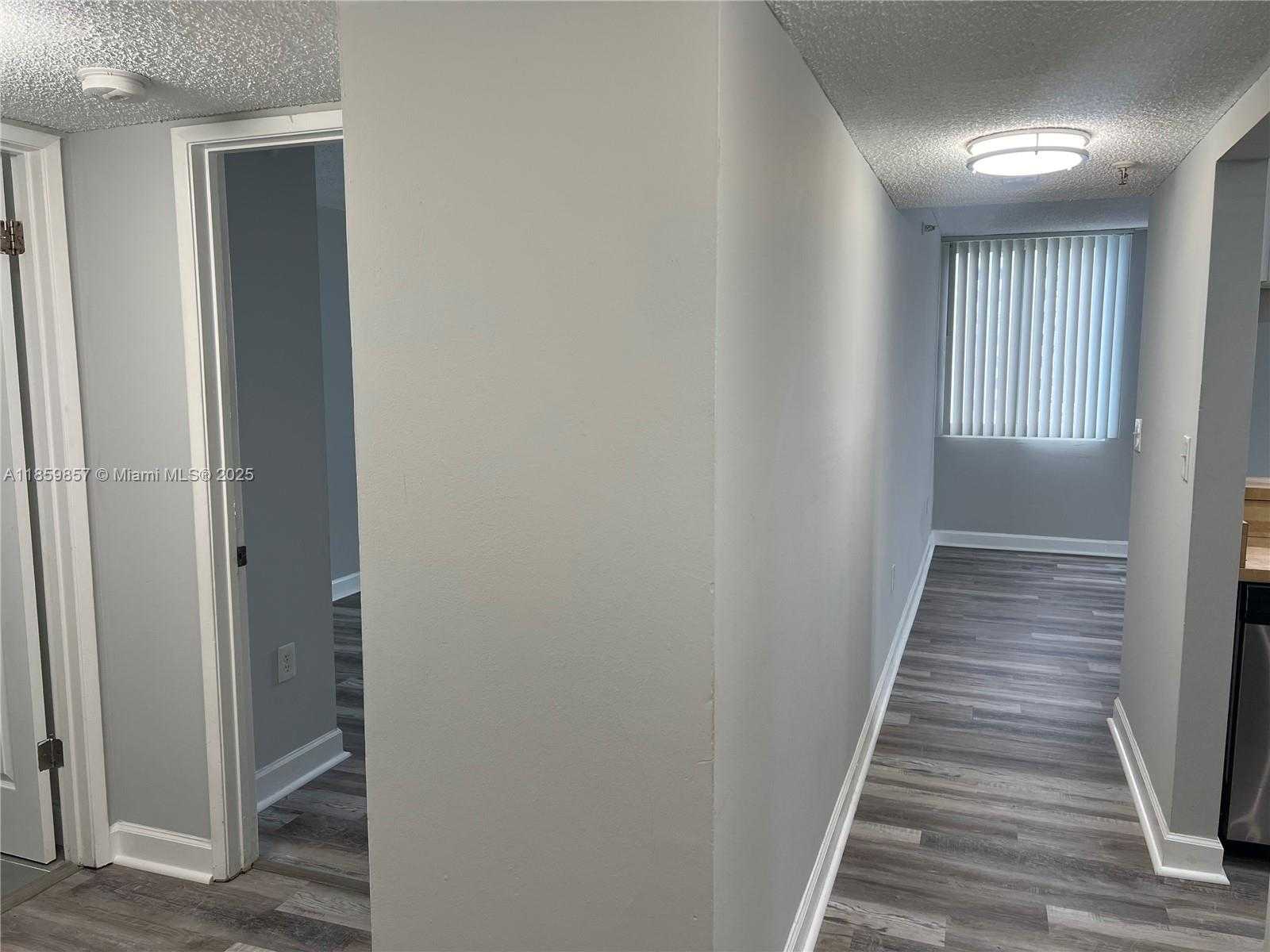 Small Image of 800 NORTH MIAMI AVE #E-909, Miami Number 23