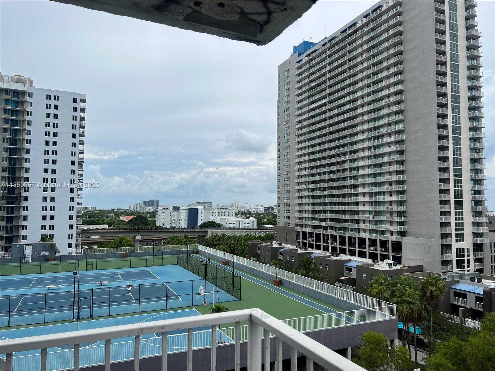 Small Image of 800 NORTH MIAMI AVE #E-909, Miami Number 25