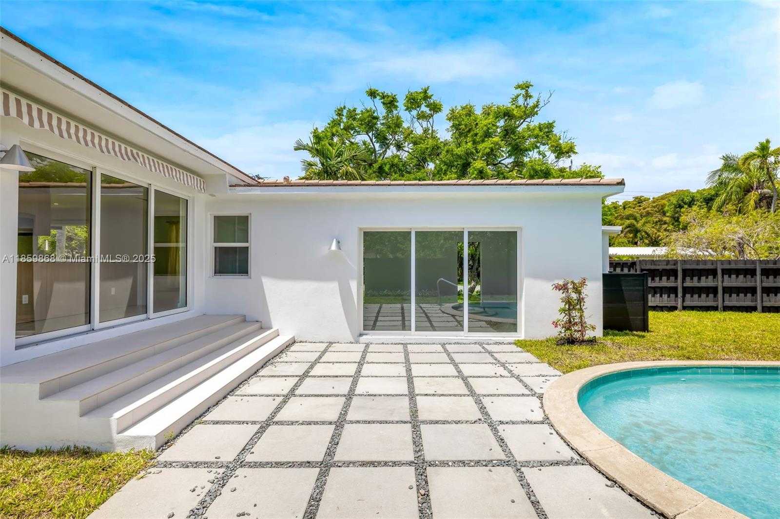 Small Image of 701 NORTH EAST 119TH ST, Biscayne Park Number 26