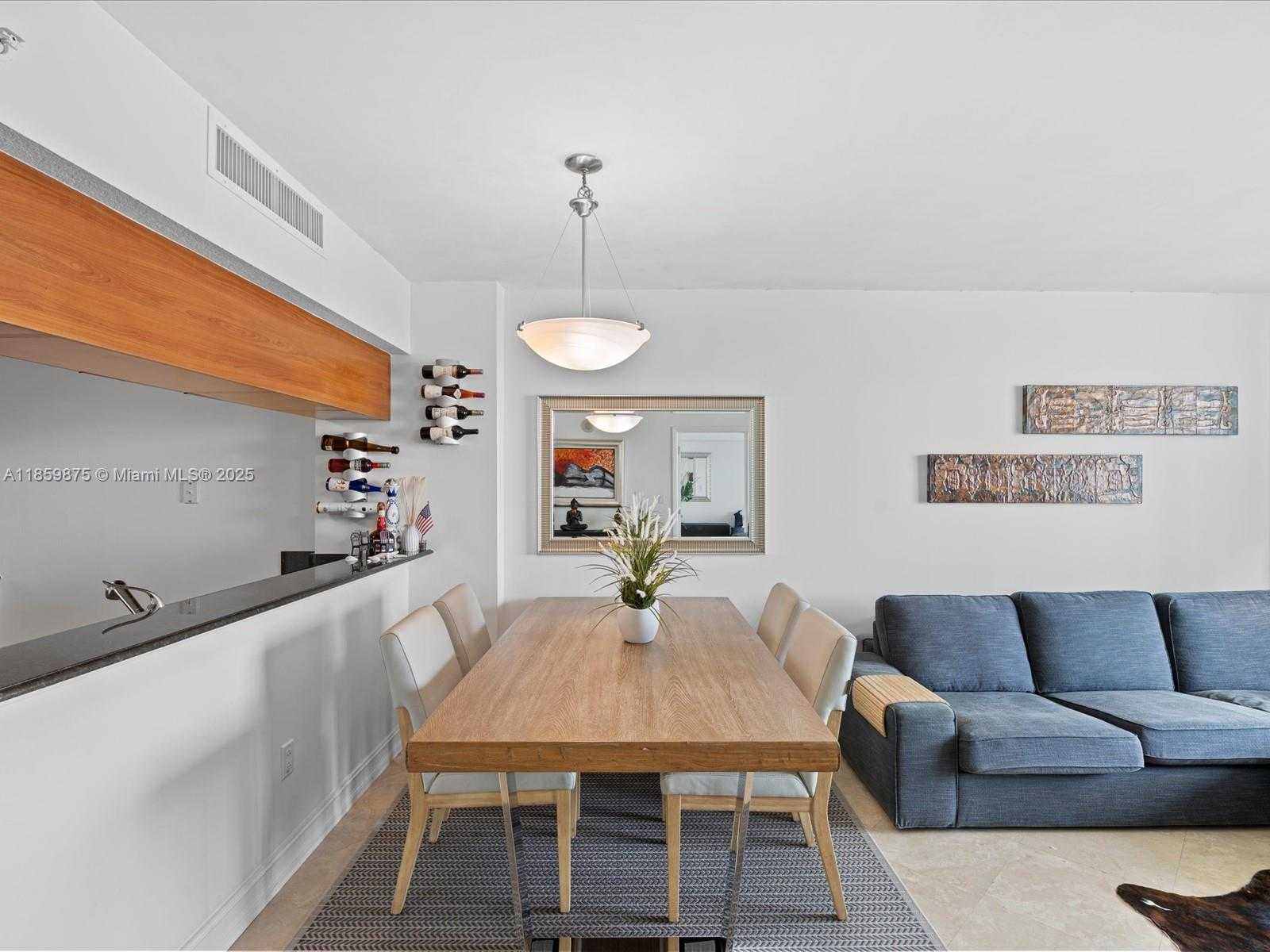 Small Image of 1800 NORTH BAYSHORE DR #2406, Miami Number 5
