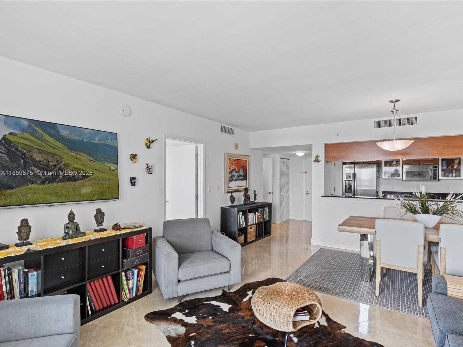 Small Image of 1800 NORTH BAYSHORE DR #2406, Miami Number 6