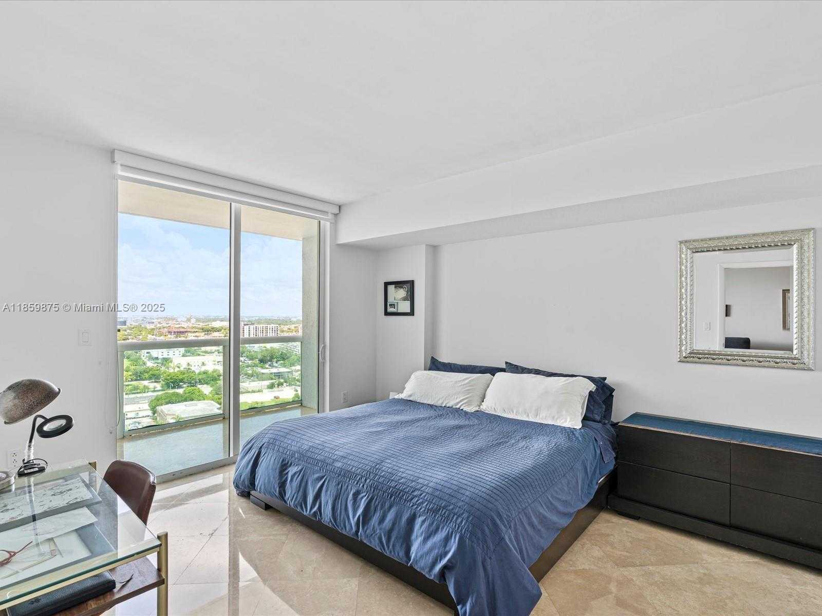 Small Image of 1800 NORTH BAYSHORE DR #2406, Miami Number 8