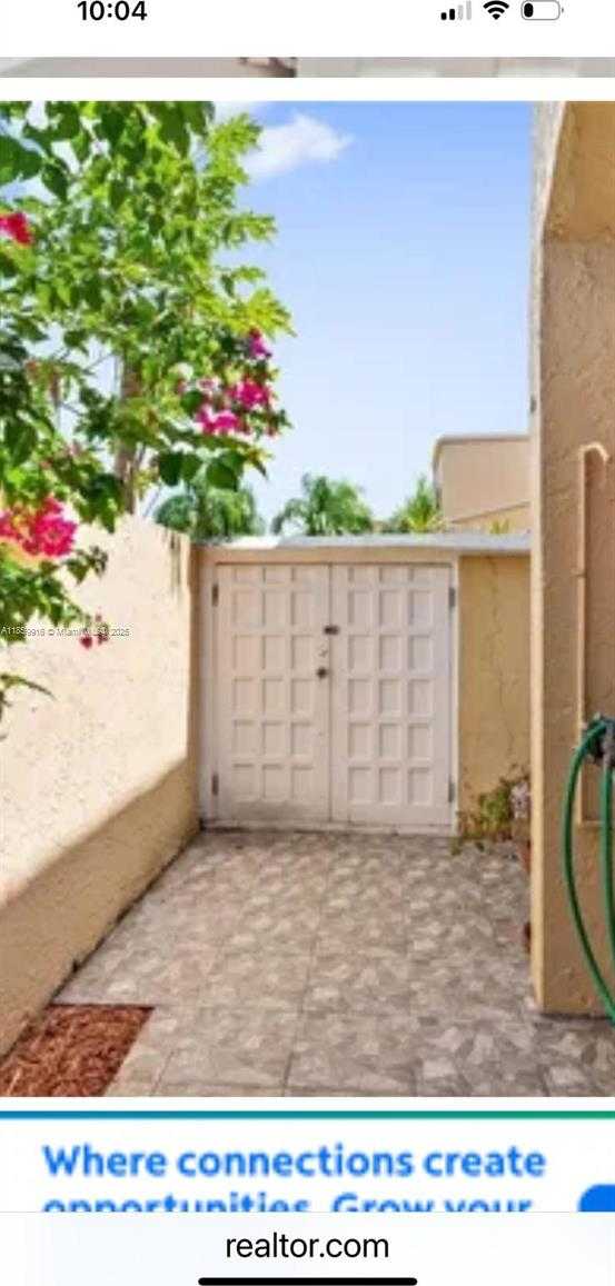 Small Image of 20911 LEEWARD CT #245-4, Aventura Number 10