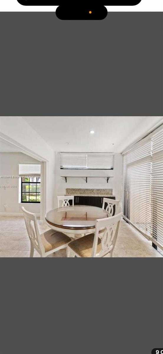 Small Image of 20911 LEEWARD CT #245-4, Aventura Number 13